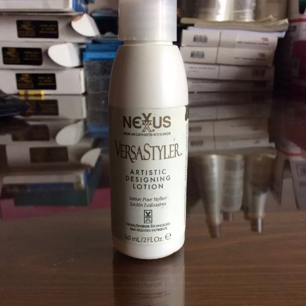 Nexxus Versastyler Artistic Designing Lotion 2 Oz Original Salon Formula!